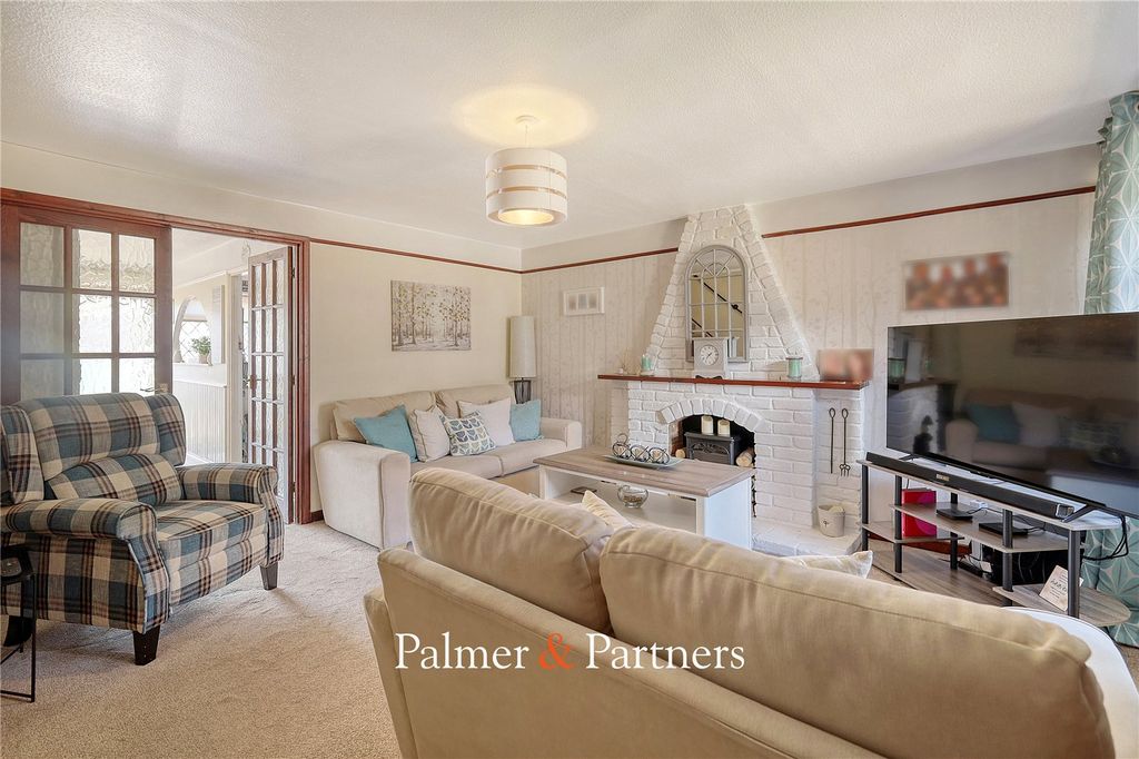 Property photo 2 of 22 Picture No. 20