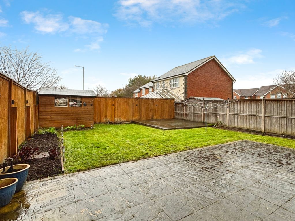 Property photo 3 of 23