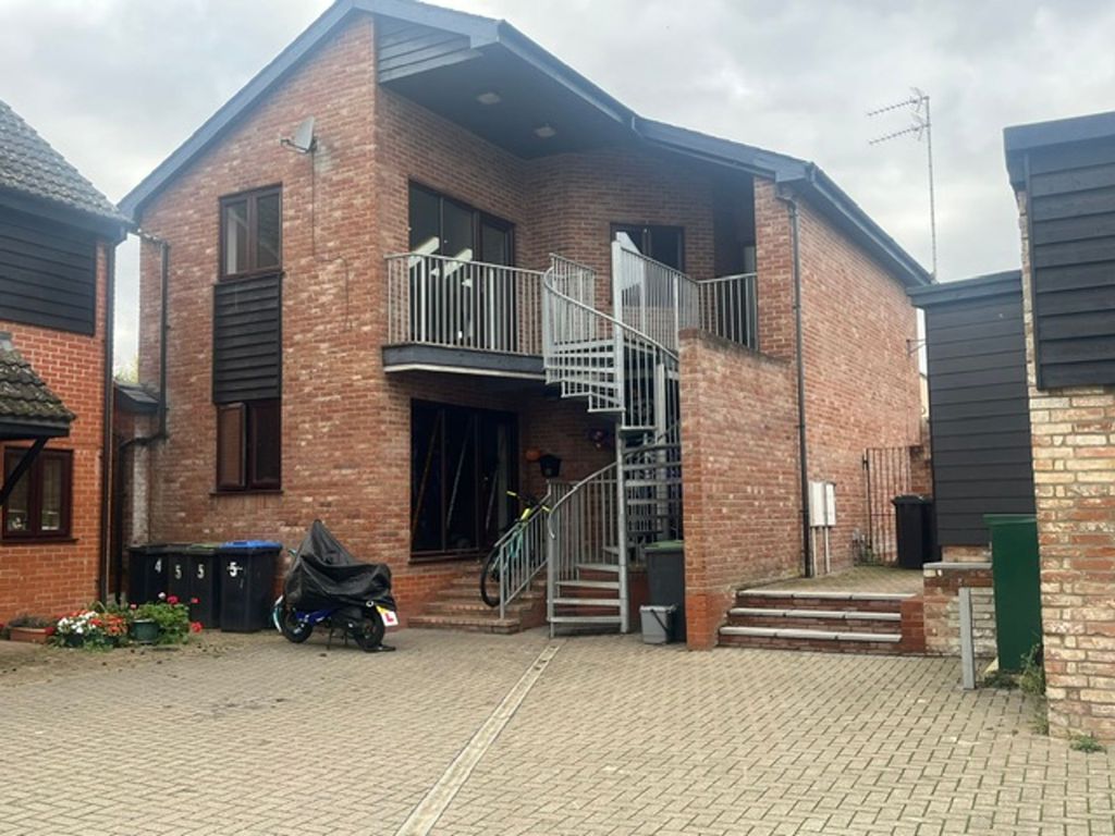 Property photo 1 of 7