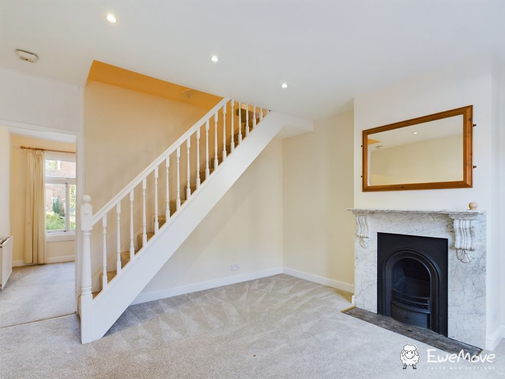 Property photo 3 of 17 Cam02899G0-Pr0039-Still002