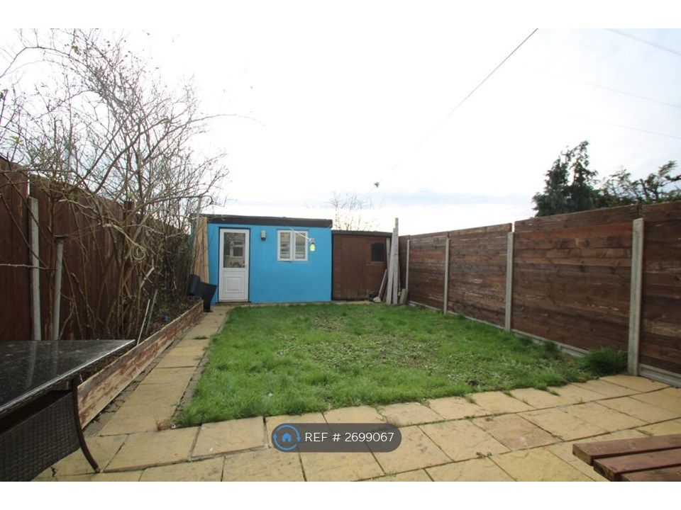 Property photo 3 of 9 Garden