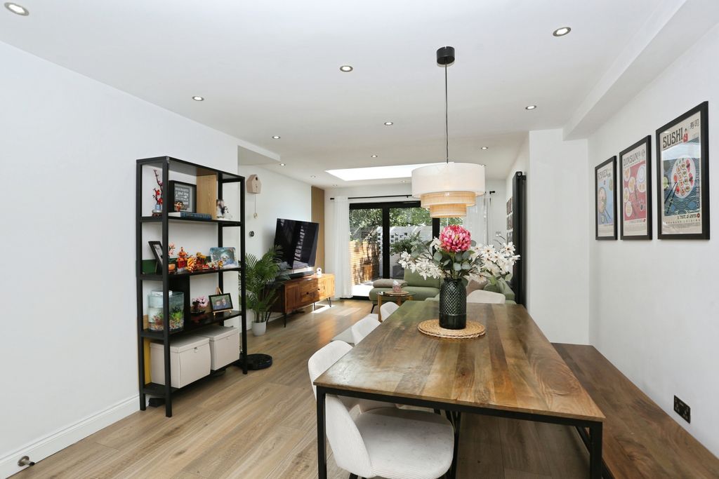 Property photo 2 of 20 Img_4062