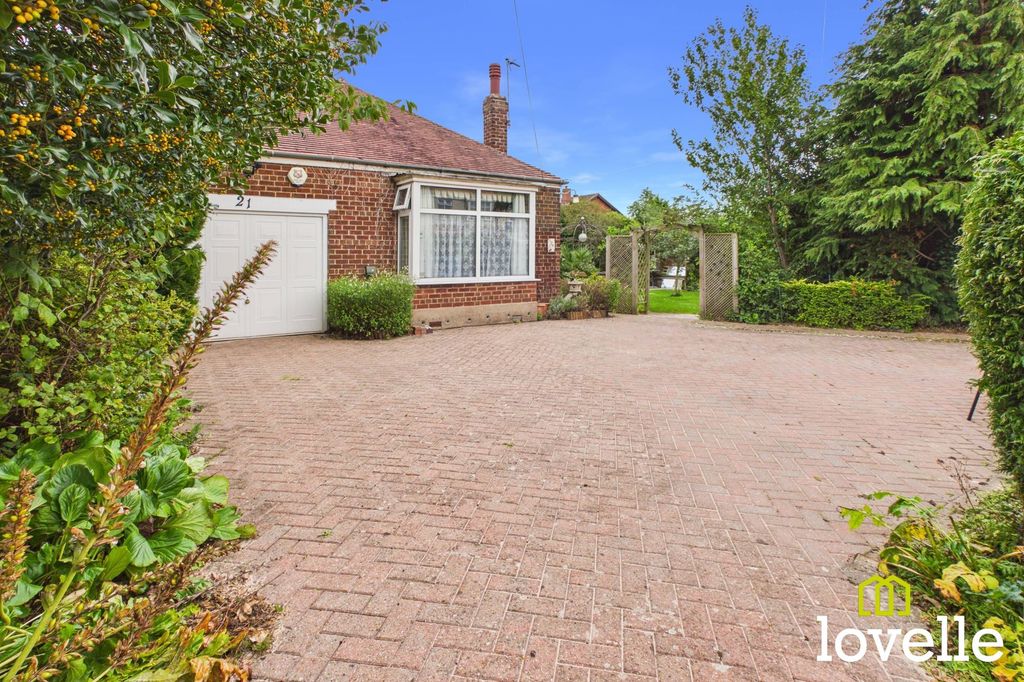 Property photo 1 of 31