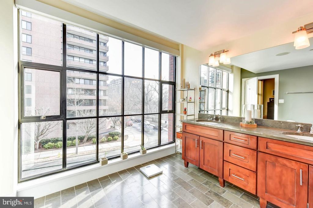 Property photo 2 of 2 <Alttext/>