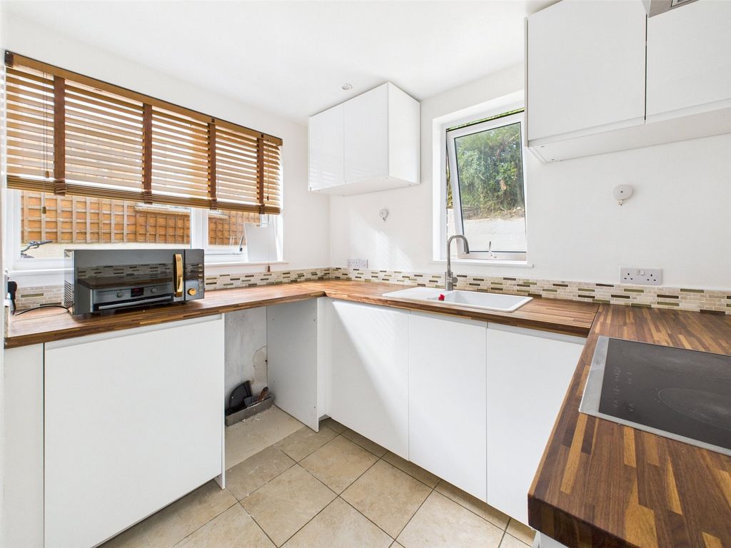 Property photo 3 of 14 Picture No. 11