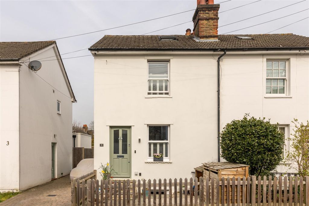 Property photo 1 of 23