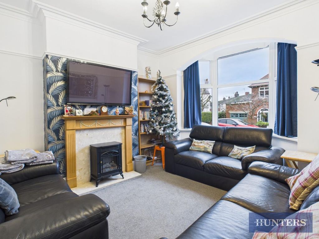 Property photo 2 of 15 Cam01999G0-Pr0503-Still024.Jpg