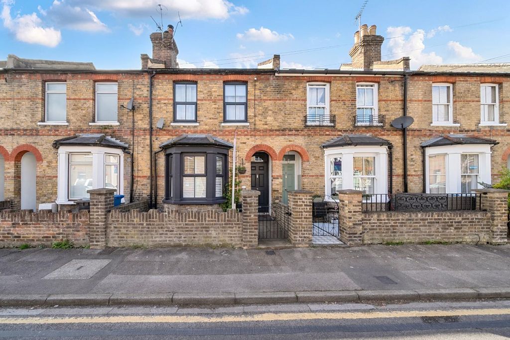 Property photo 1 of 20