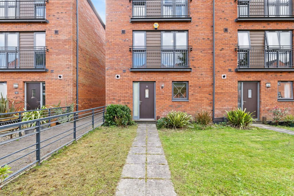 Property photo 3 of 29