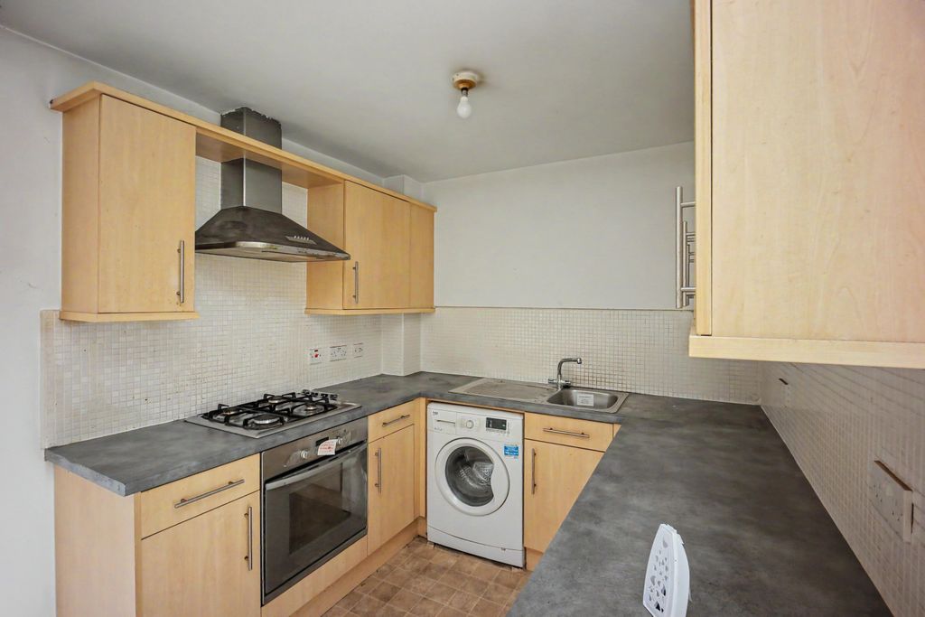 Property photo 3 of 20 Apartment 11, 80 Priestfields, Leigh, Lancashire Wn7 2Rx