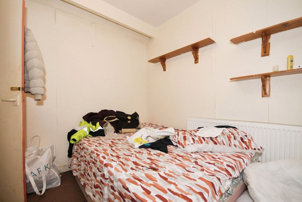 Property photo 3 of 14 Picture No. 23