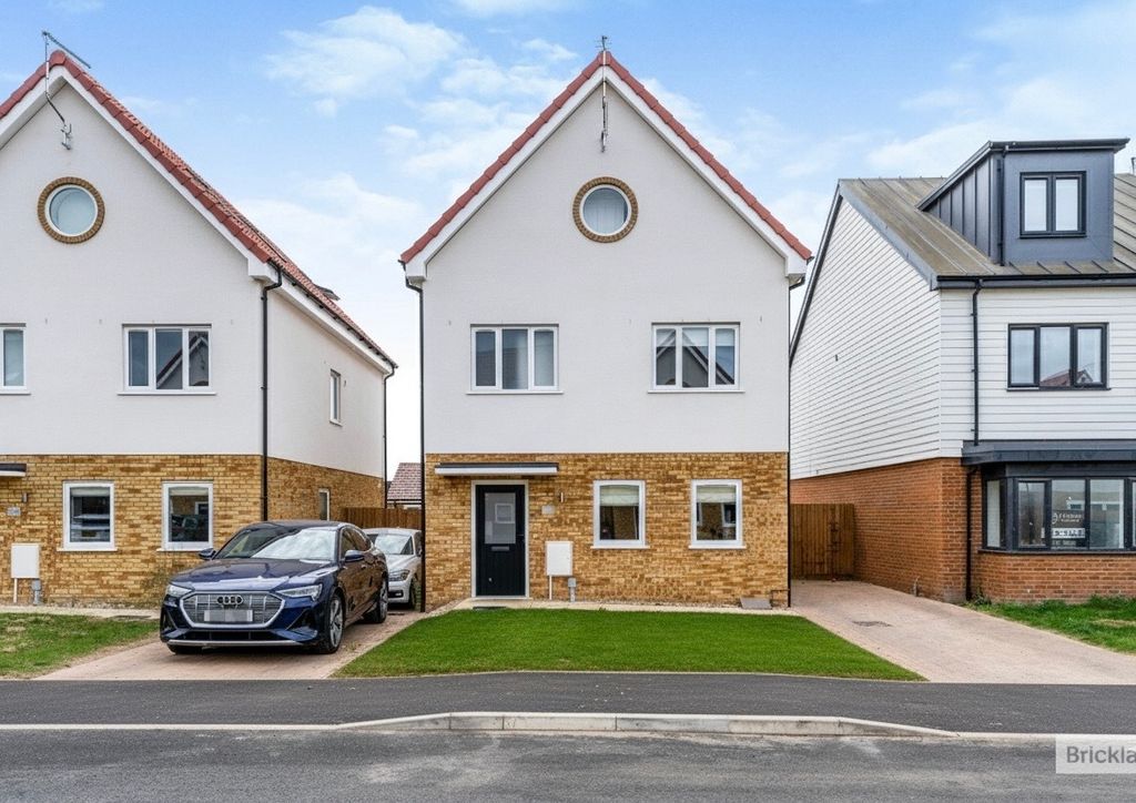 Property photo 1 of 13 Exterior