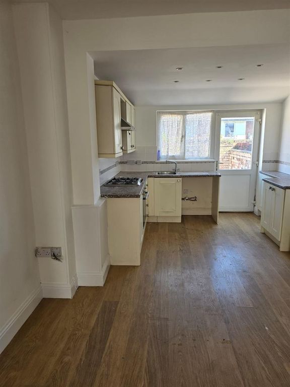 Property photo 3 of 19 Whatsapp Image 2025-04-02 At 15.37.49_08Ac7E72.Jpg