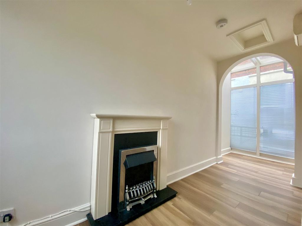 Additional image 10 of 1 bed bungalow to rentPark End Road, Gloucester GL1