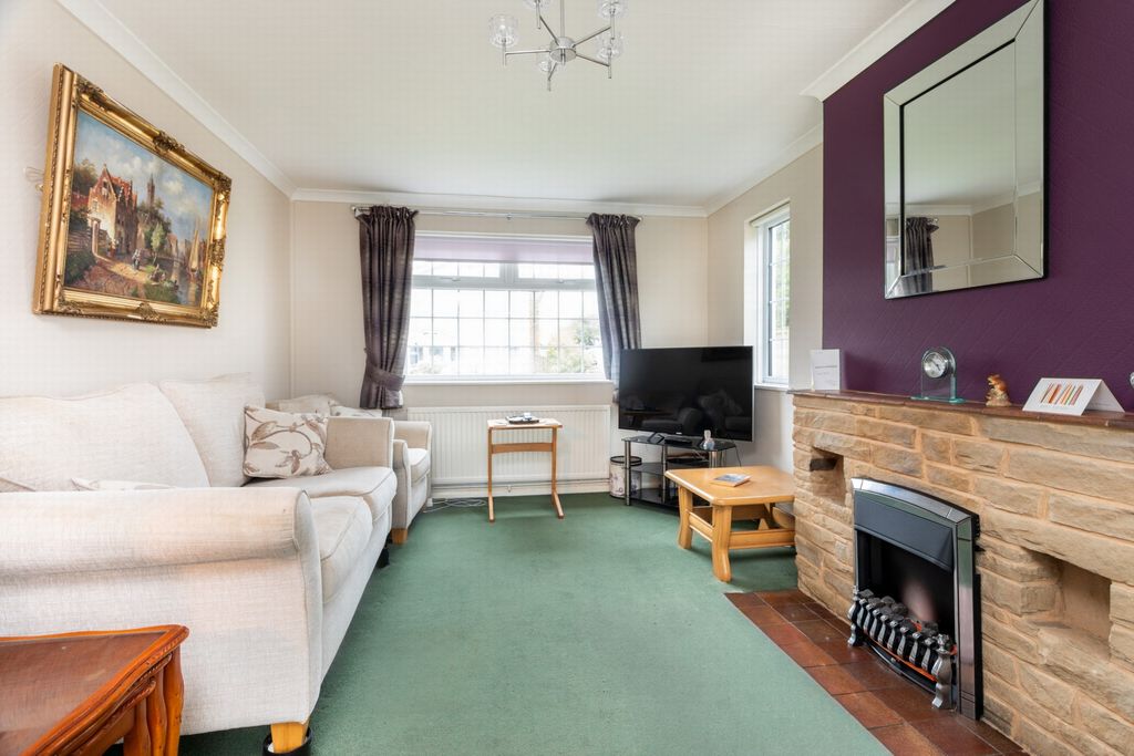 Property photo 3 of 24 Sitting Room