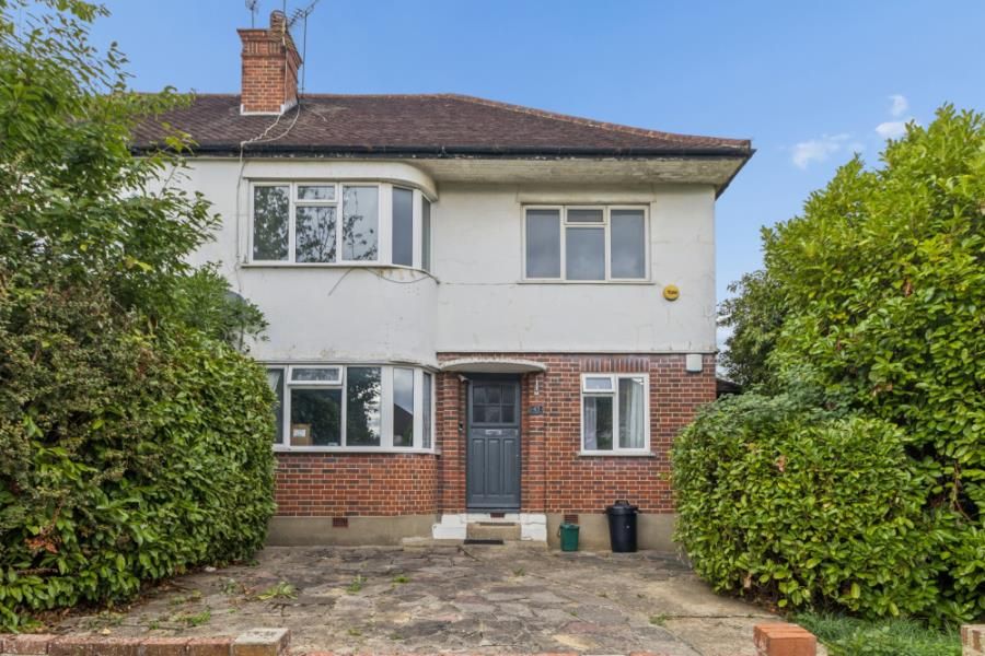 Property photo 1 of 8