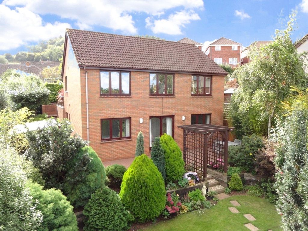 Property photo 1 of 12 Picture No. 11