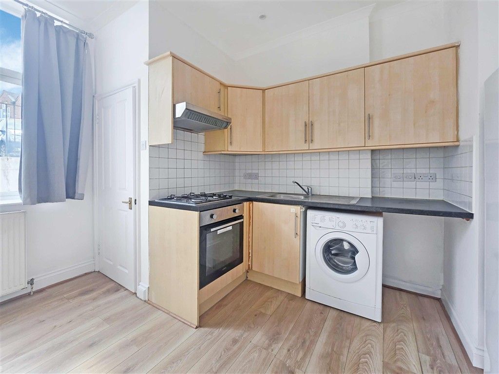 Property photo 3 of 8