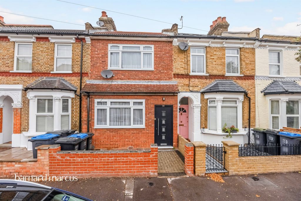 Property photo 1 of 19