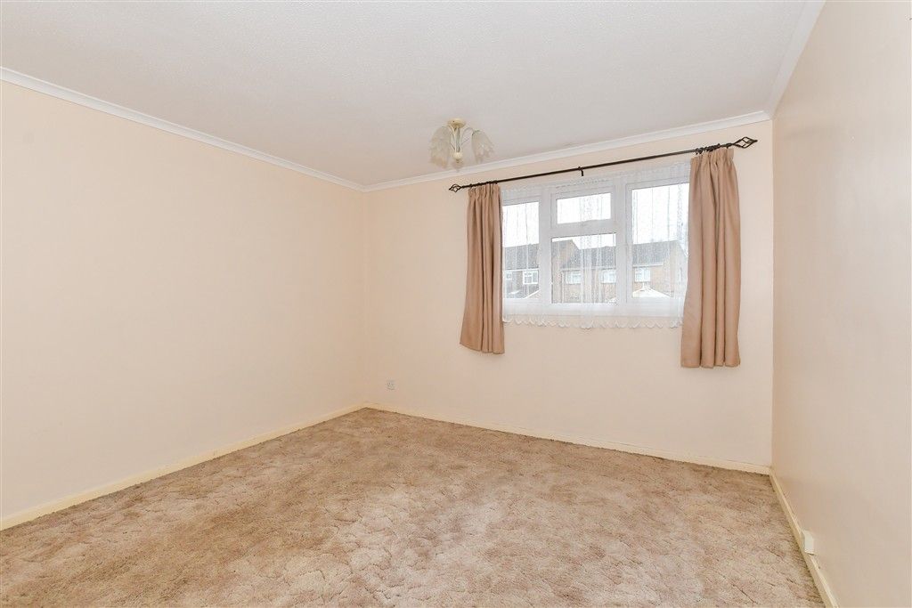 Property photo 3 of 14 Bedroom 2