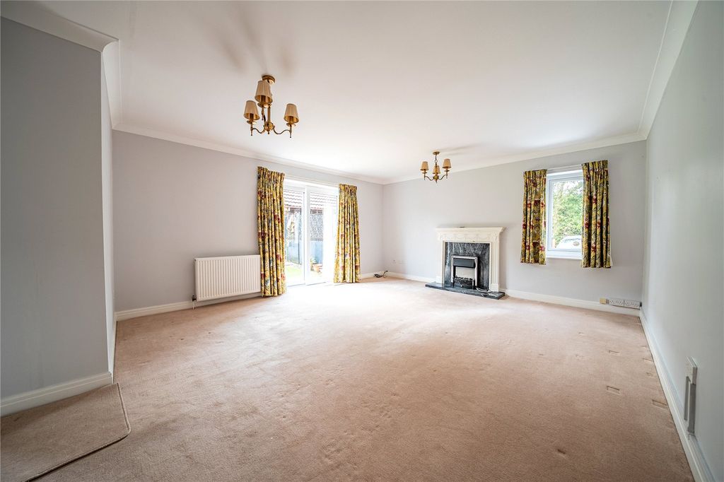 Property photo 2 of 13 Picture No. 08