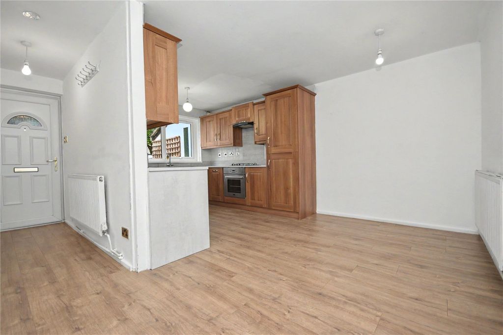 Property photo 3 of 11 Picture No. 16