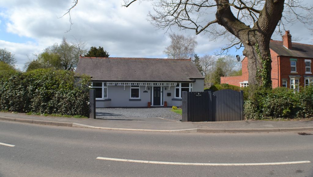 Additional image 2 of 4 bed detached bungalow for saleBridgnorth Road, Bridgnorth WV16