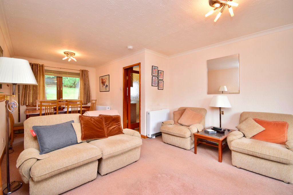 Property photo 3 of 38