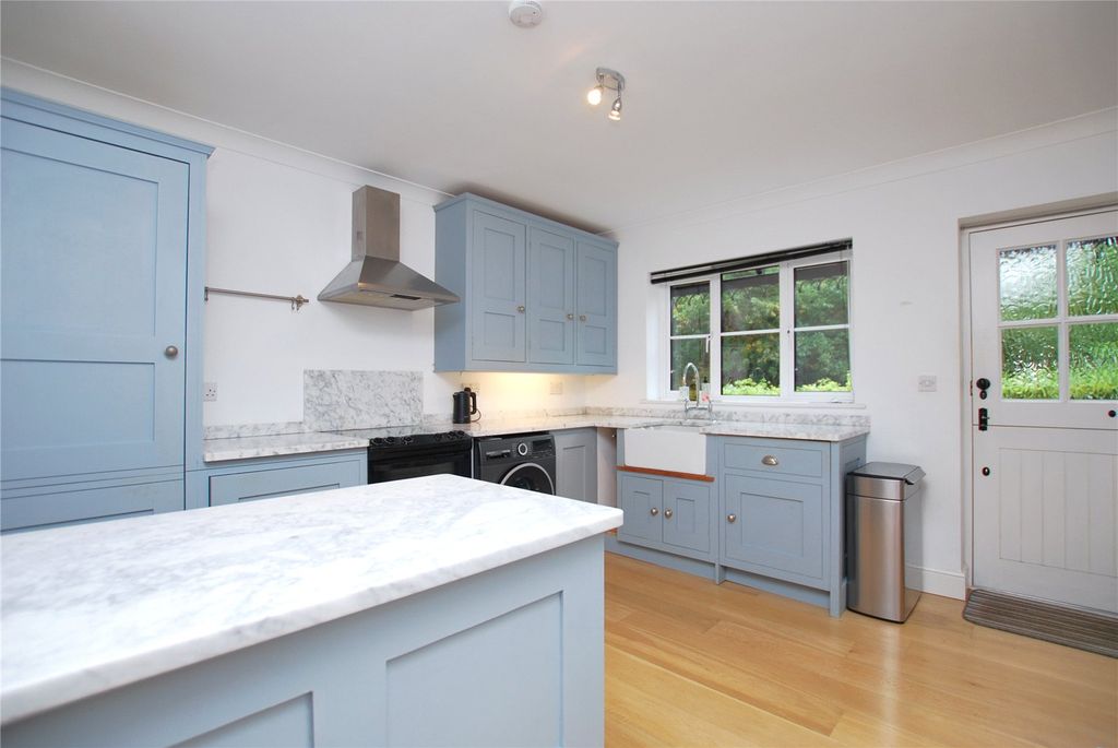 Property photo 2 of 13 Picture No. 05