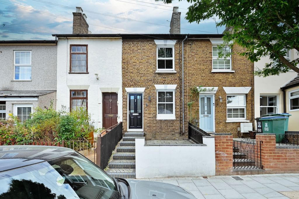 Property photo 1 of 21