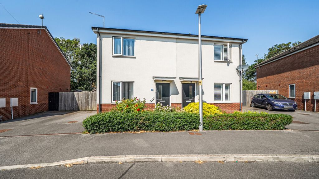 Property photo 1 of 20