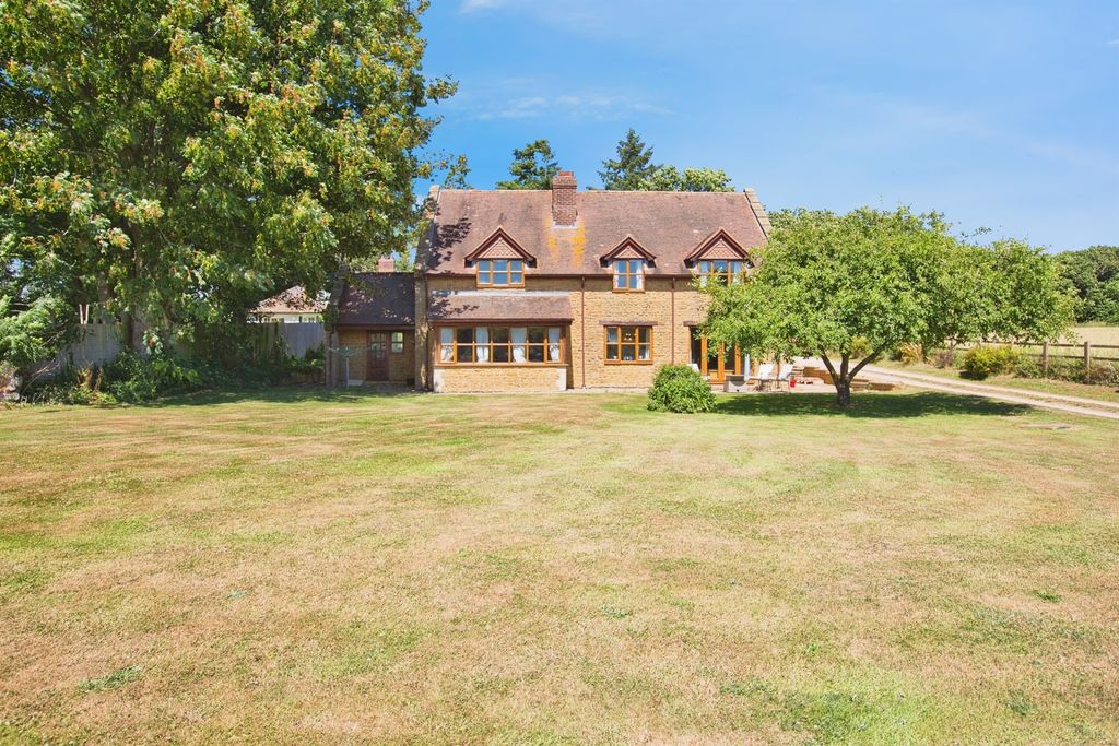 Property photo 1 of 25