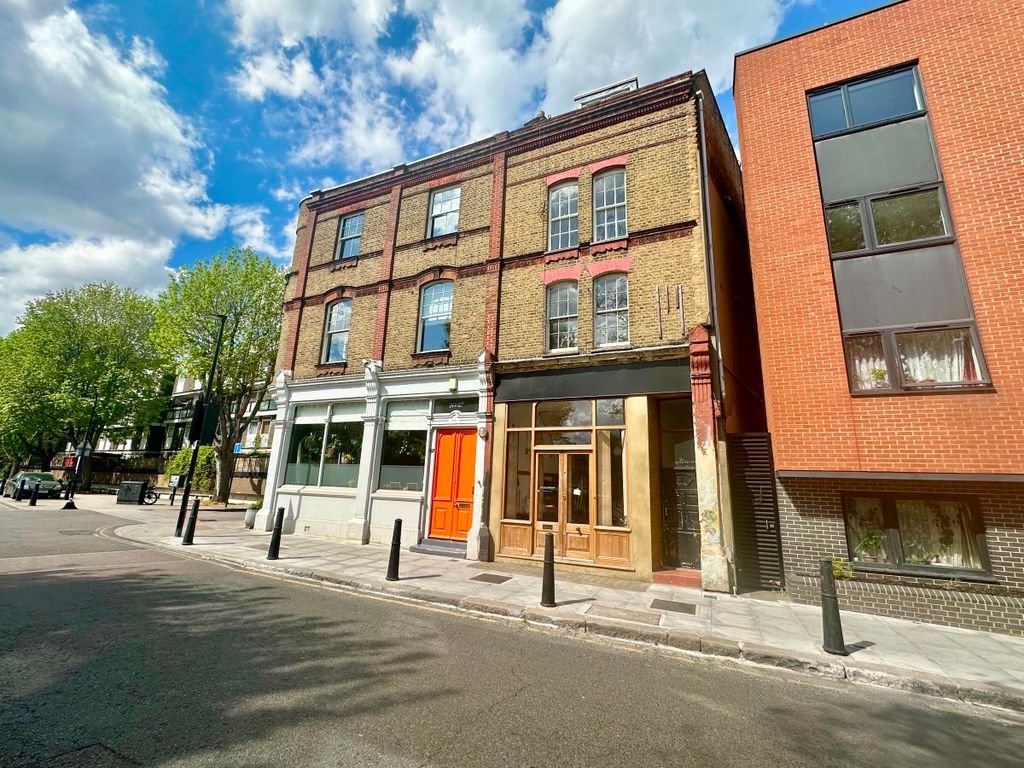 Property photo 1 of 9