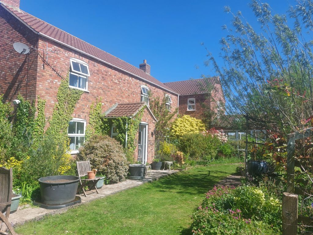 Property photo 1 of 24