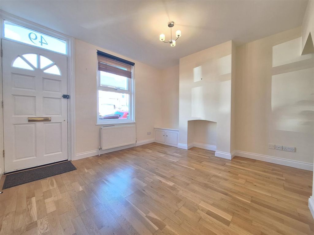 Property photo 3 of 11 20260402_153146.Jpg