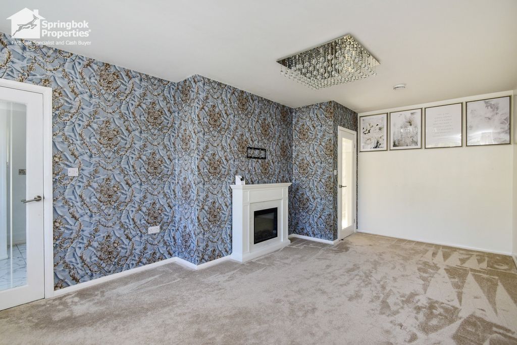 Property photo 3 of 14 Image 2