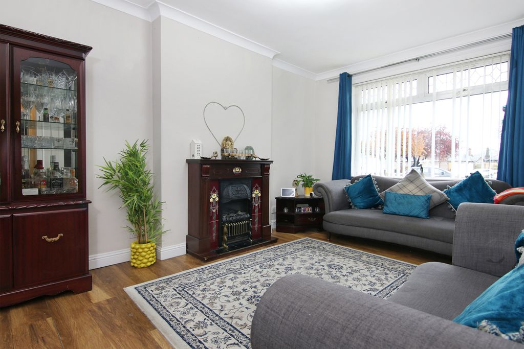 Property photo 3 of 33 Property Image 3