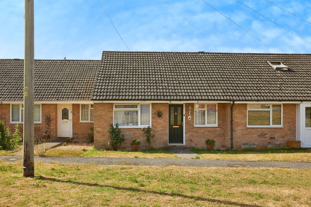 Property photo 1 of 17