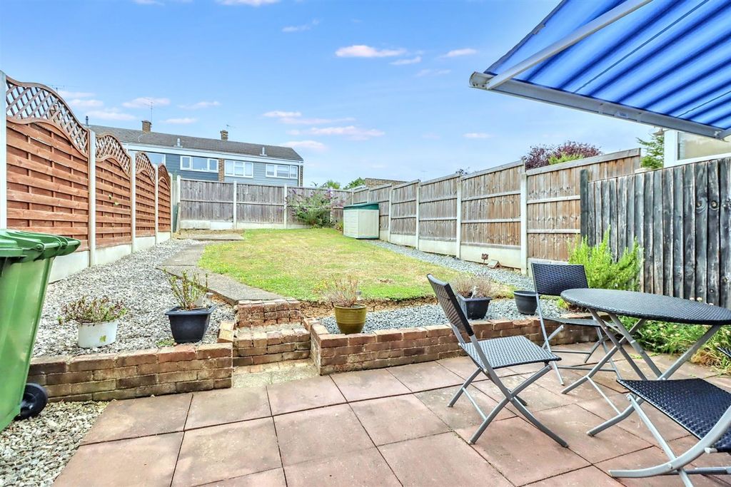 Property photo 3 of 15 9 Sudbrook Grdn Bs2.Jpg