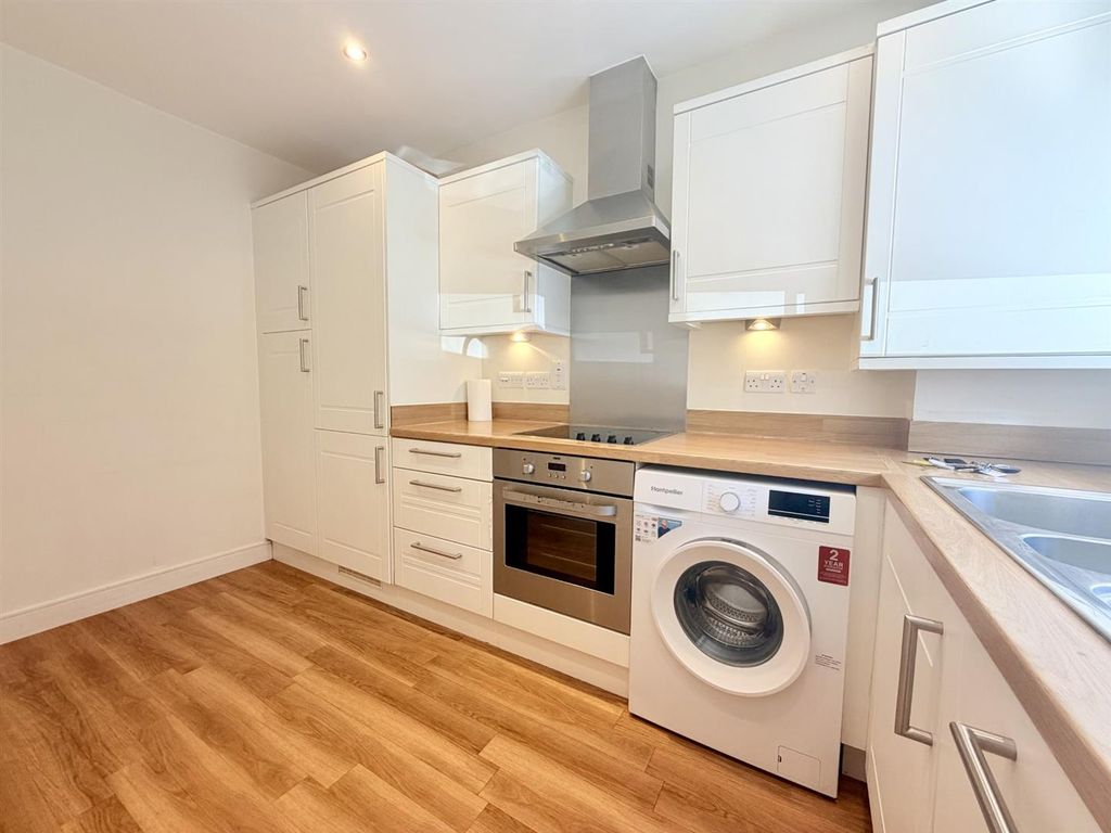 Property photo 3 of 15 3.Jpg