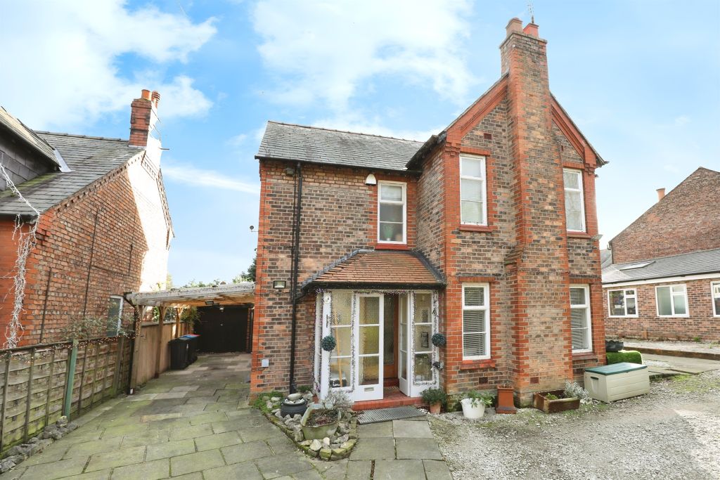 Property photo 1 of 17