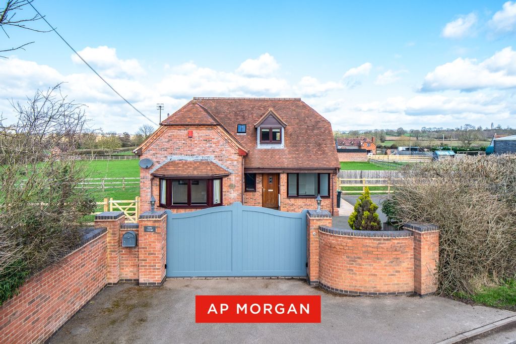 Property photo 2 of 21 Picture No. 23