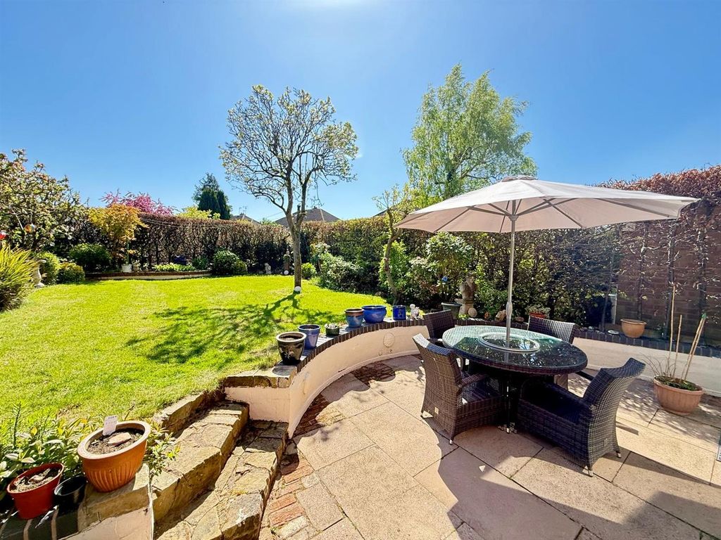 Property photo 2 of 15