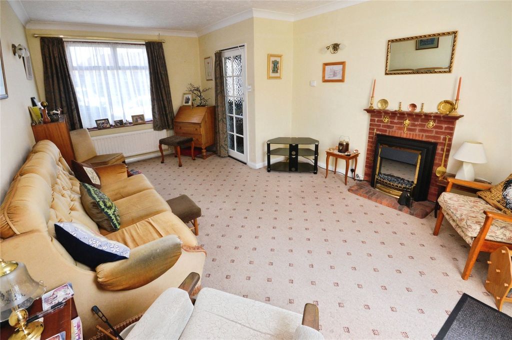 Property photo 2 of 16 Picture No. 18