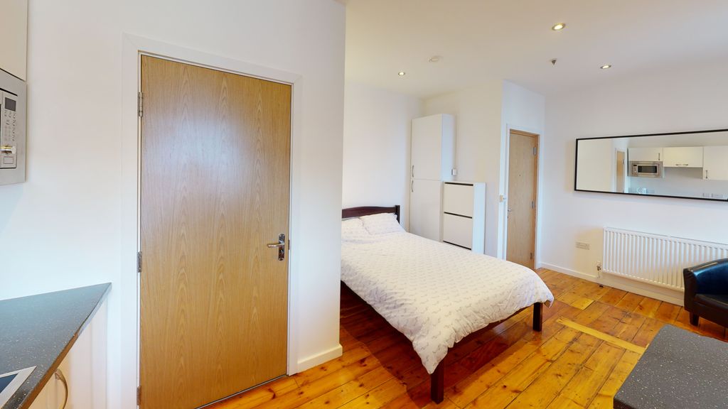 Property photo 1 of 5 Studio Room