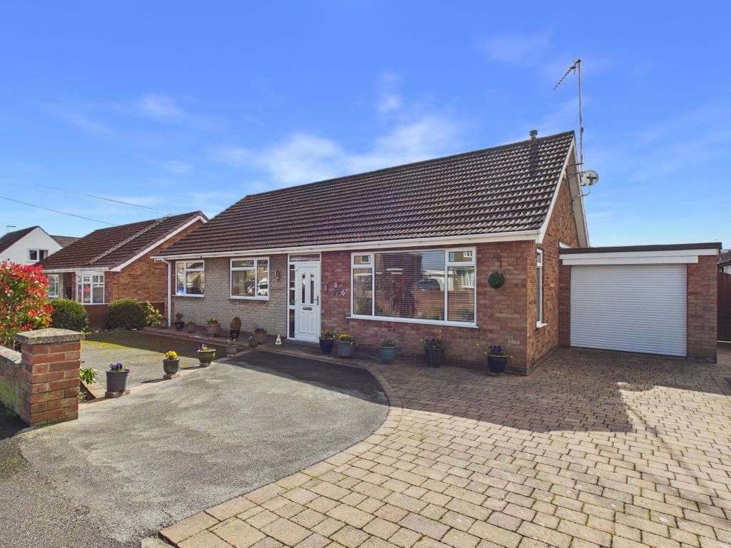 Property photo 1 of 13 4973891