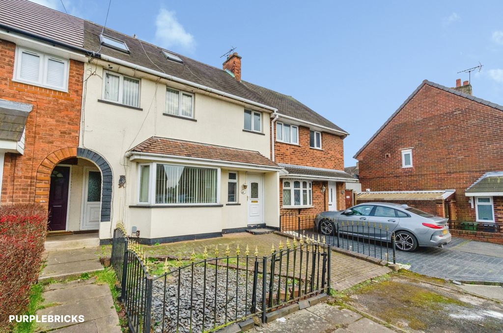 Property photo 2 of 27