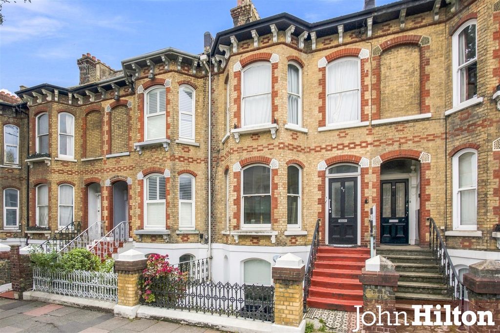 Property photo 1 of 14 Preston Road-1.Jpg