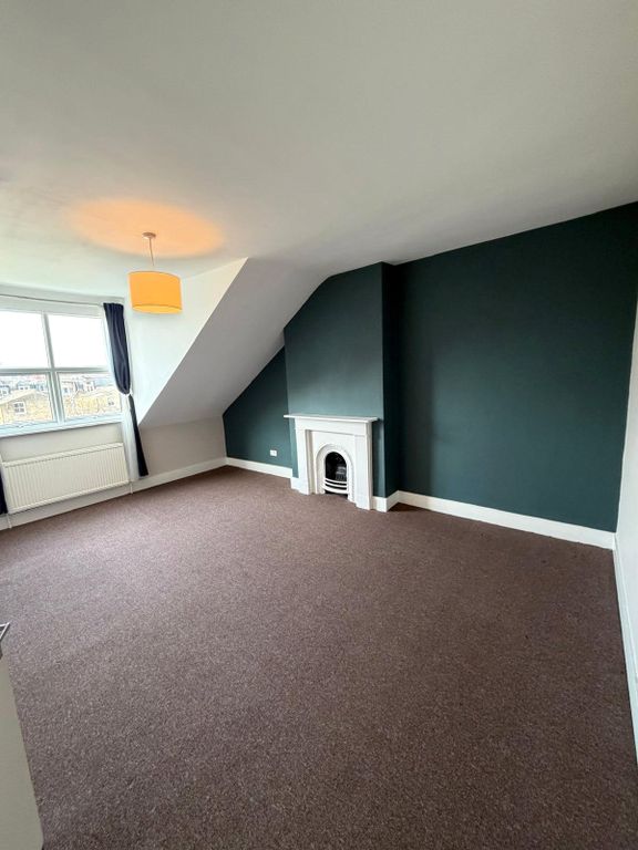 Property photo 2 of 6 Picture No. 01