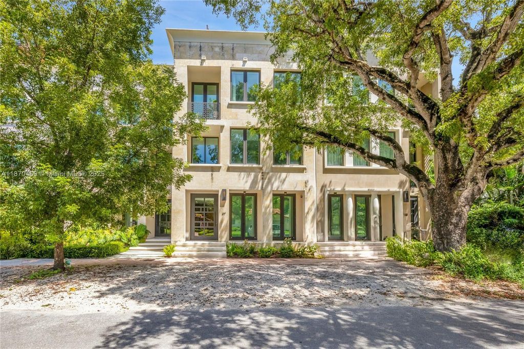 Property photo 1 of 50